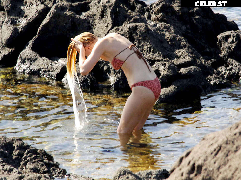 Dakota Johnson Image 1977752