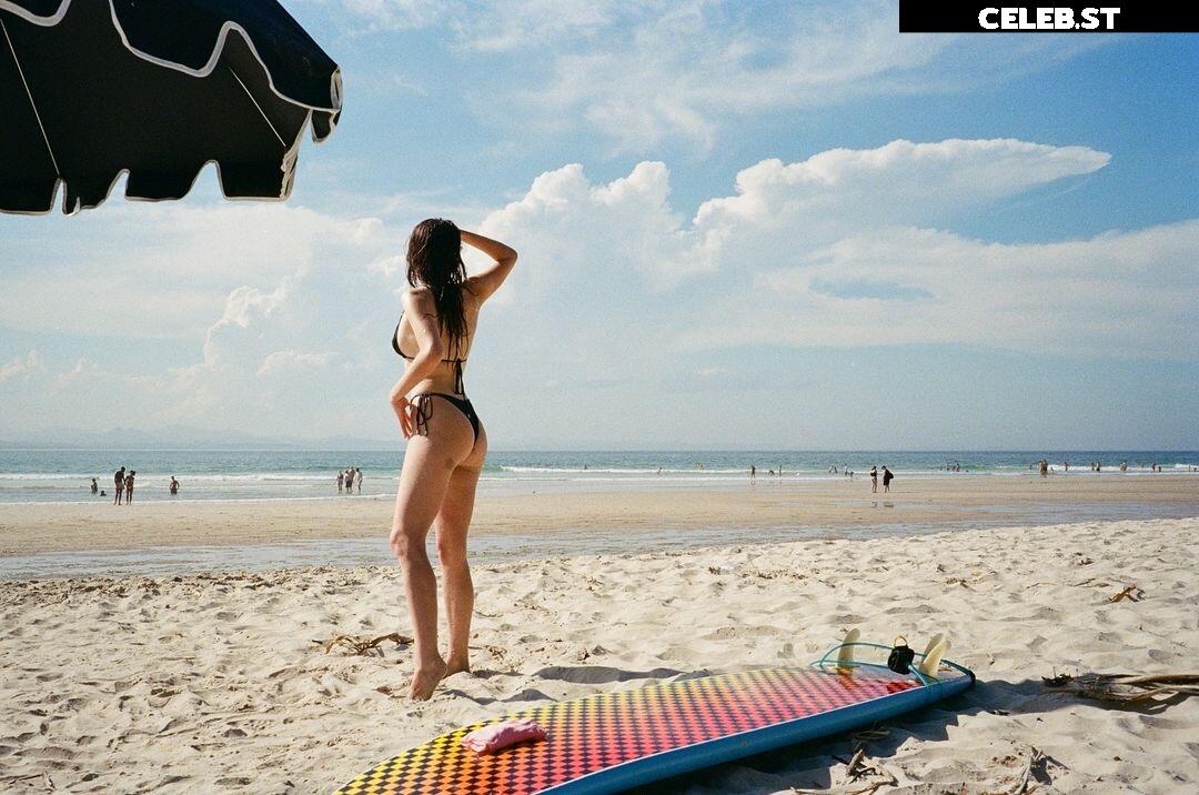 Alycia Debnam-Carey Image 1977628