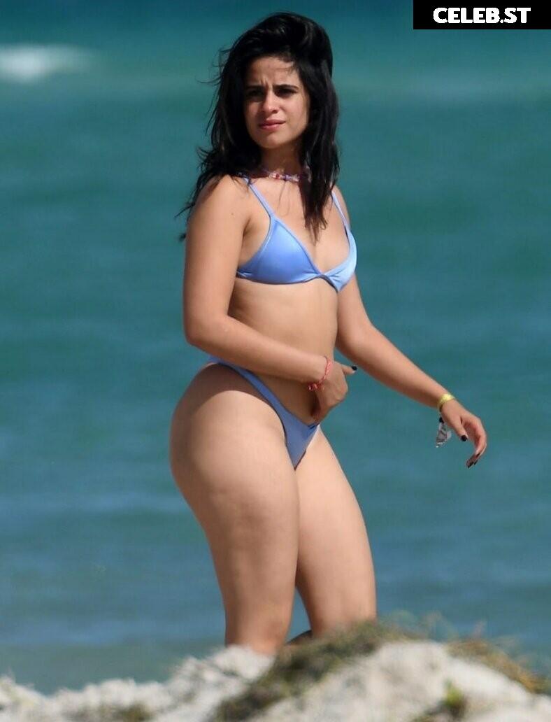 Camila Cabello Image 1977159