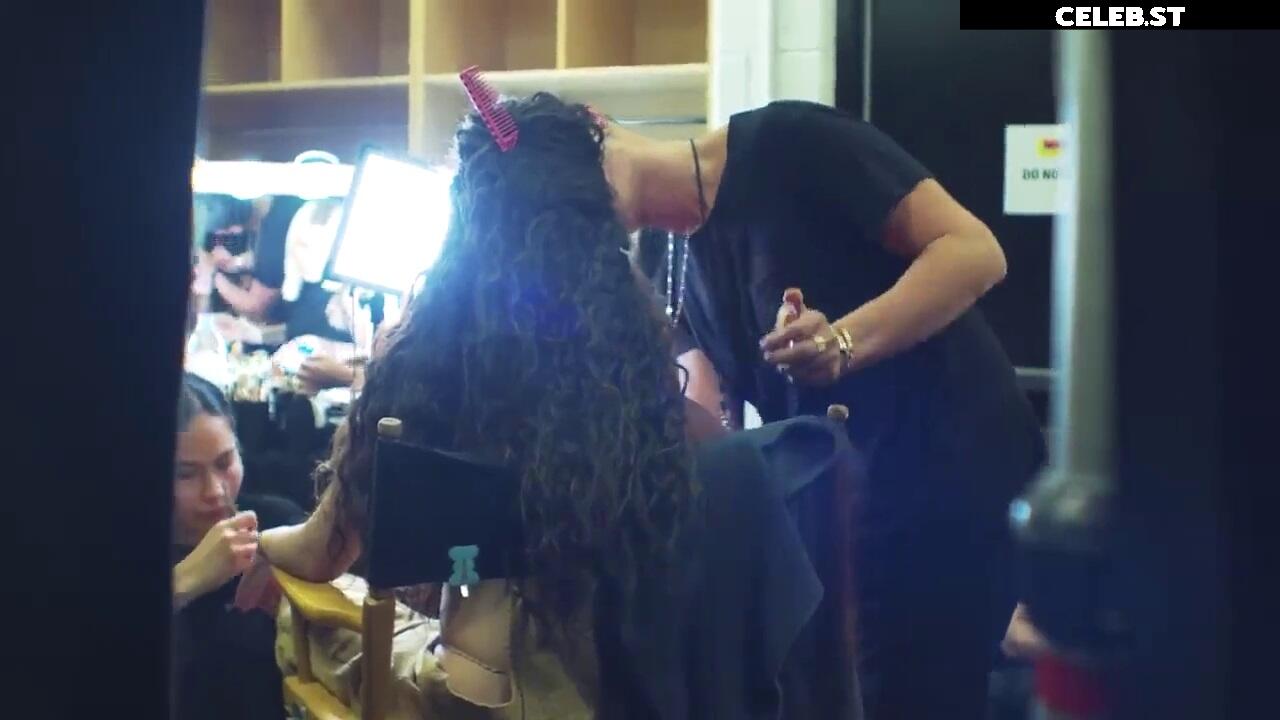 Camila Cabello Image 1974887