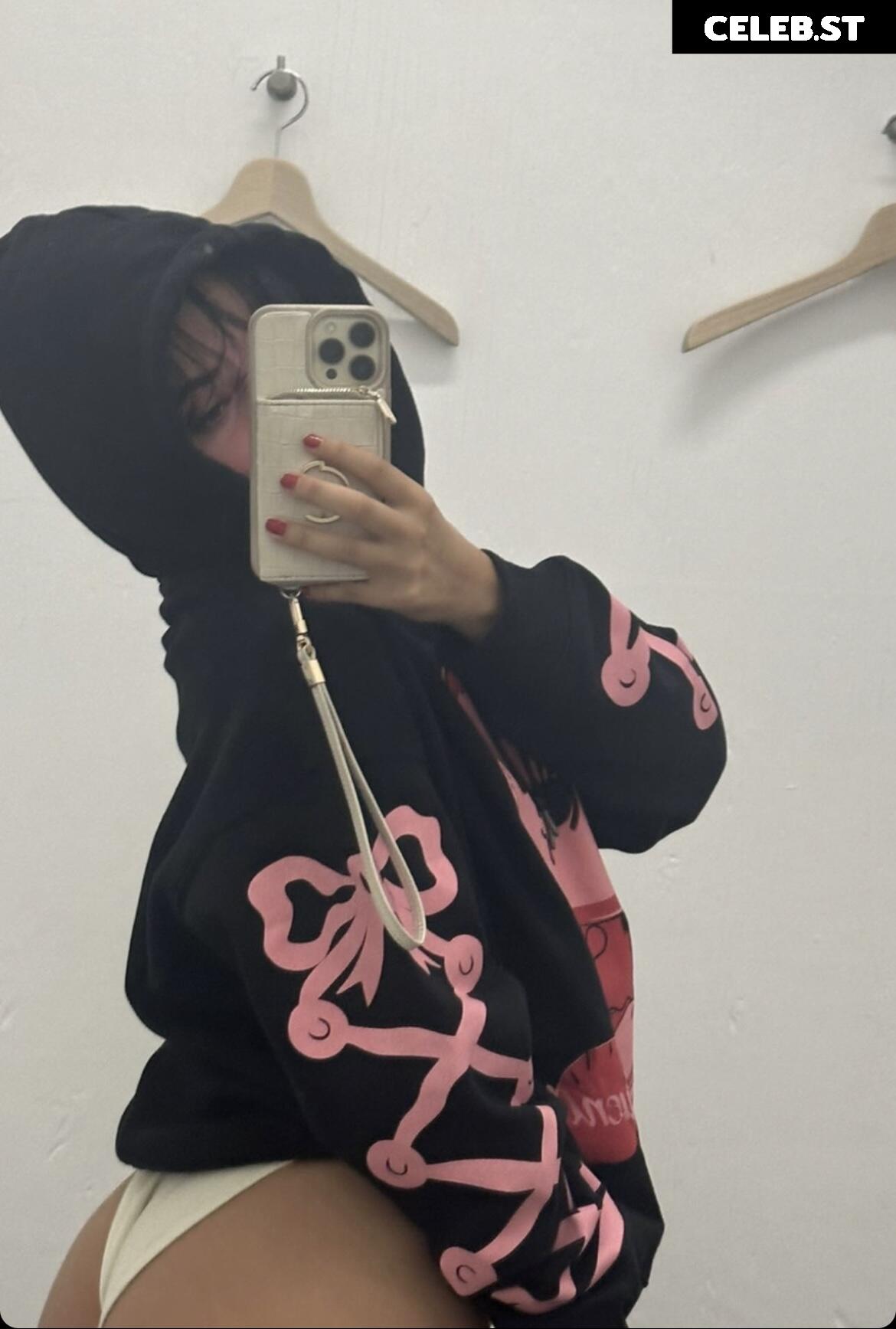 Camila Cabello Image 1974397