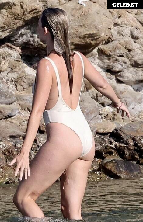 Margot Robbie Image 1971646