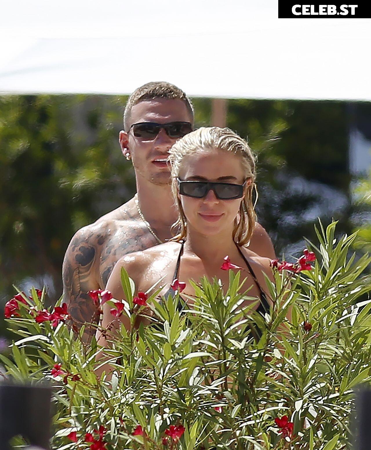 Gabby Allen Image 1971084