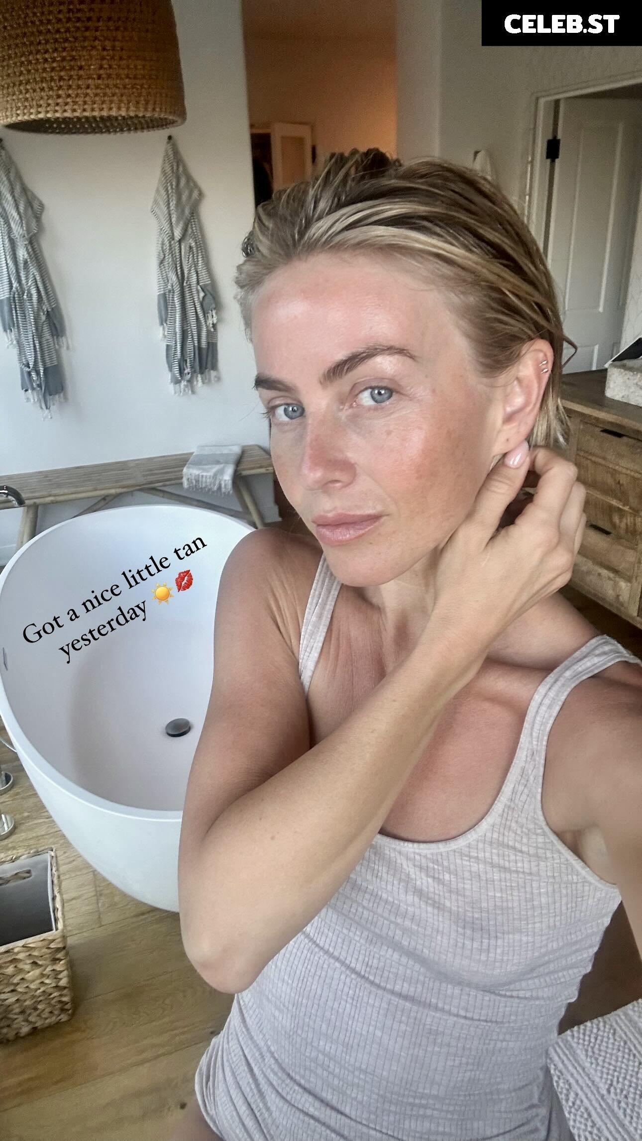 Julianne Hough Image 1971053