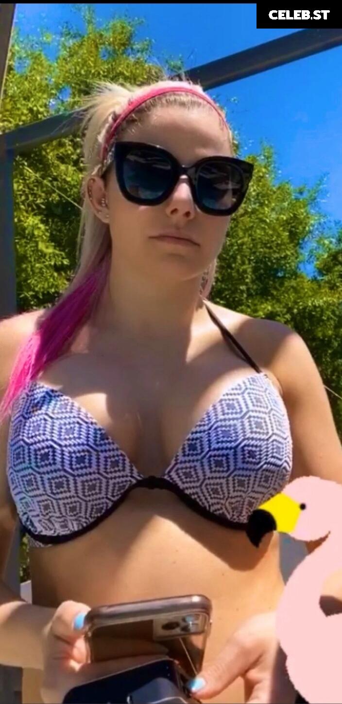 Alexa Bliss Image 1972451