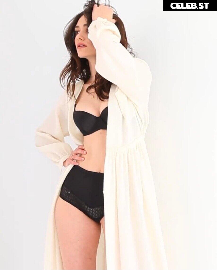 Emmy Rossum Image 1972996