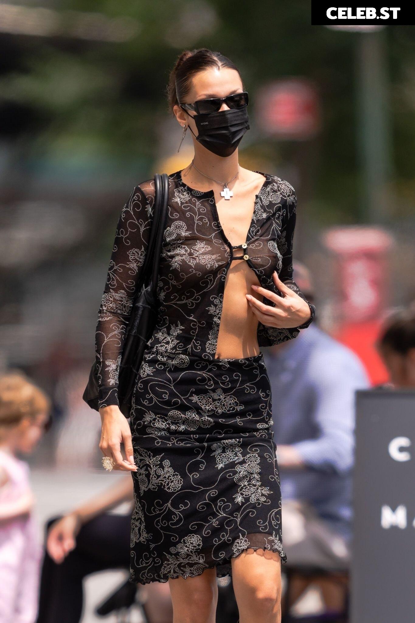 Bella Hadid Image 1979021