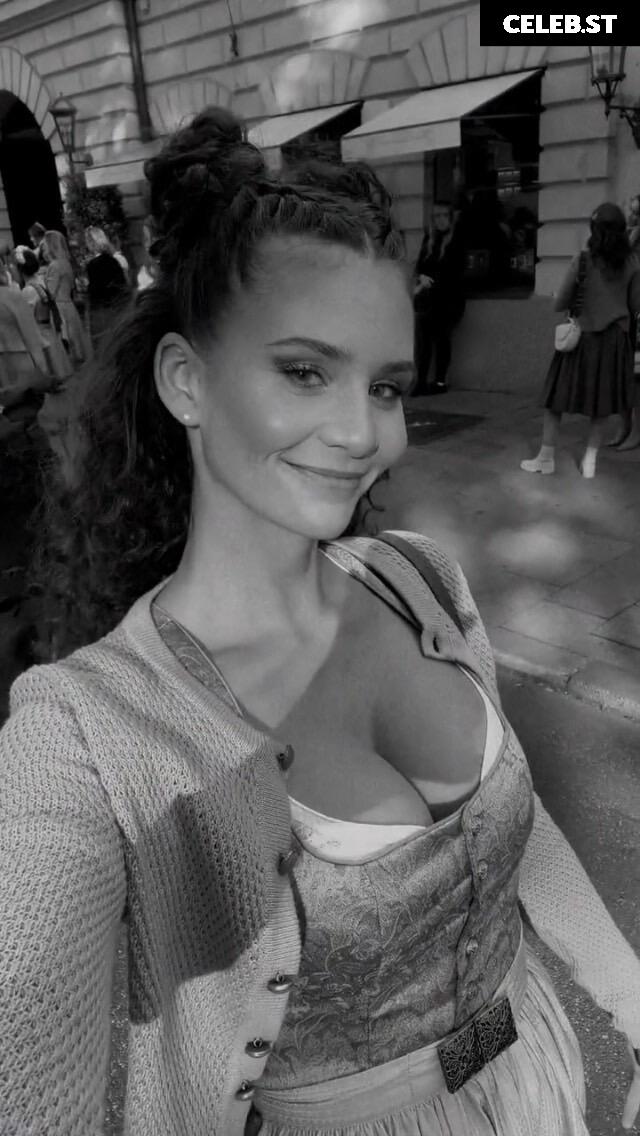 Betty Taube Image 1979214