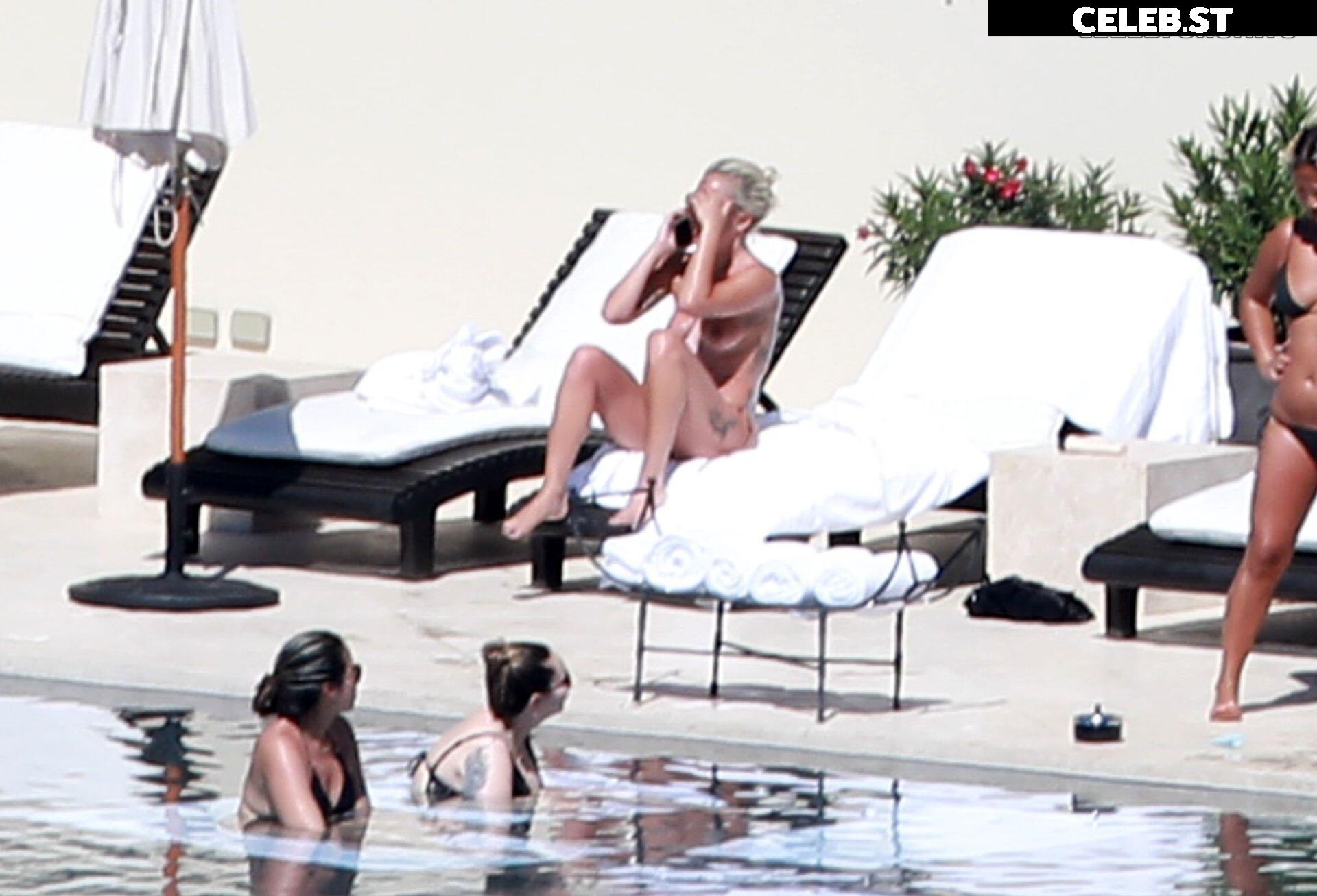 Lady Gaga Image 1978543