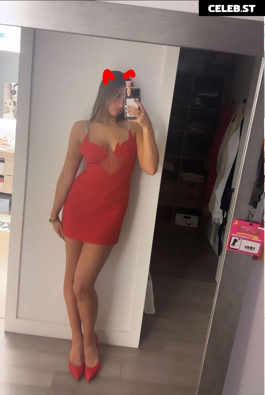 Tate McRae Image 1978519