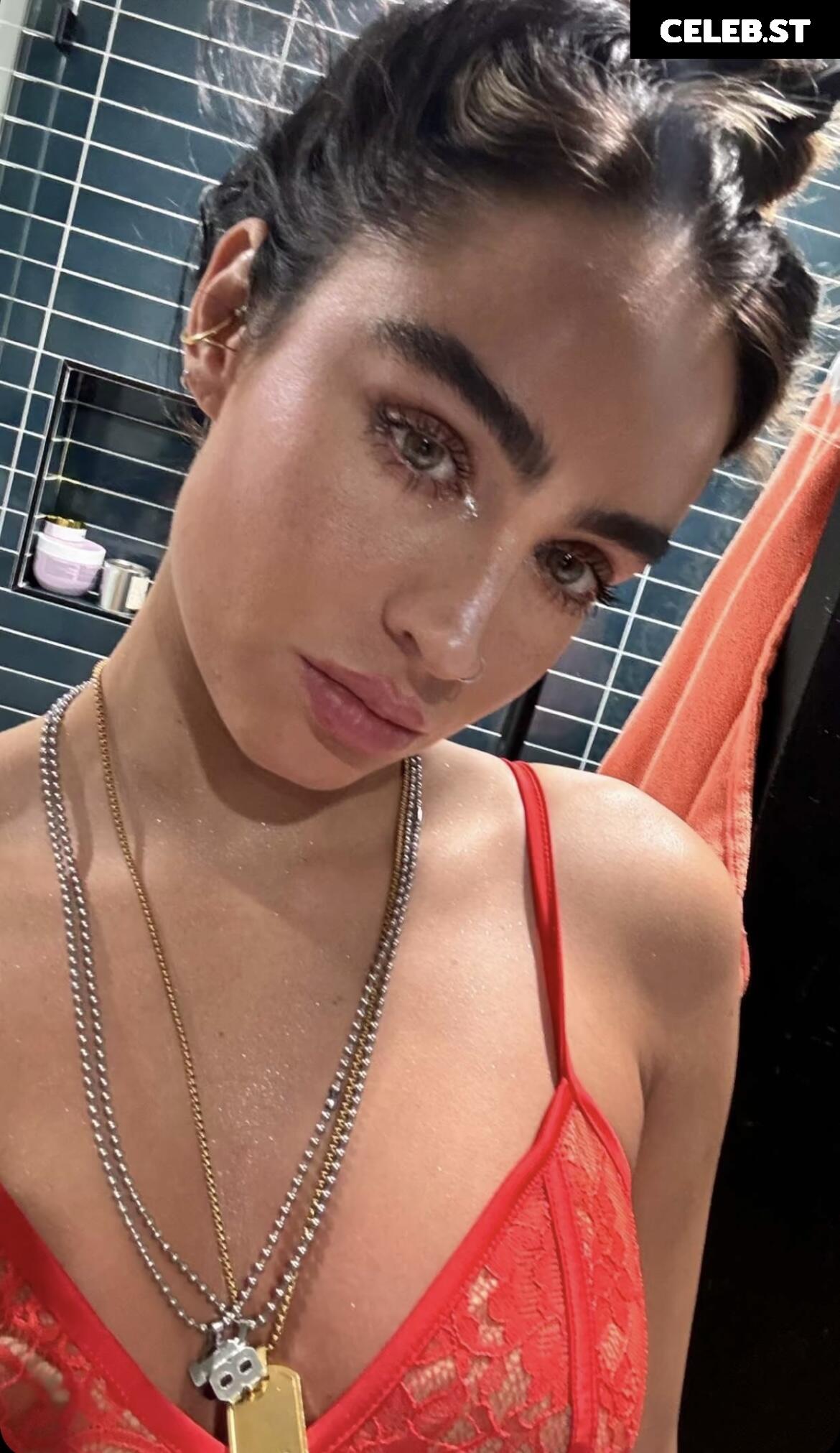 Sommer Ray Image 1966002