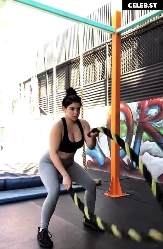 Ariel Winter Image 1966320