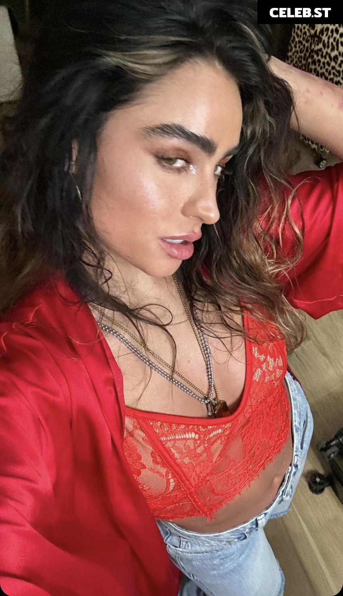 Sommer Ray Image 1966280