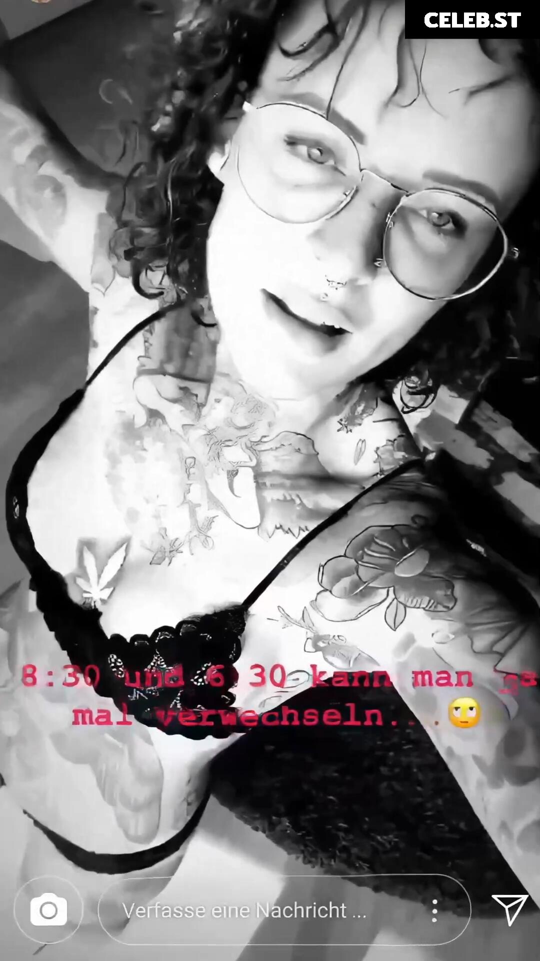 Jennifer Weist Image 1967955