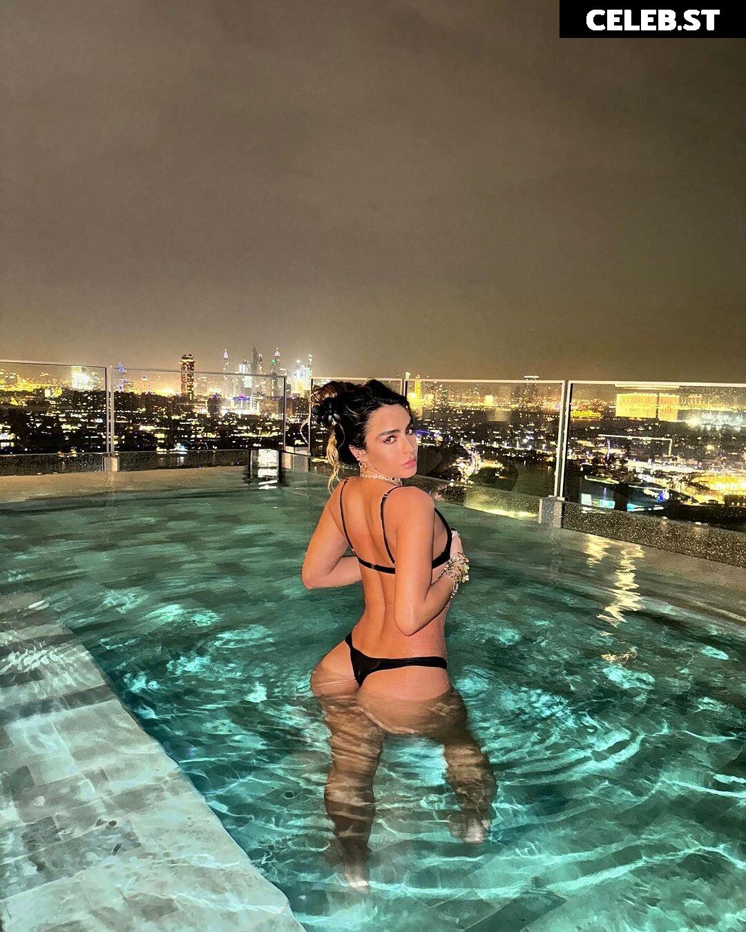 Sommer Ray Image 1964068