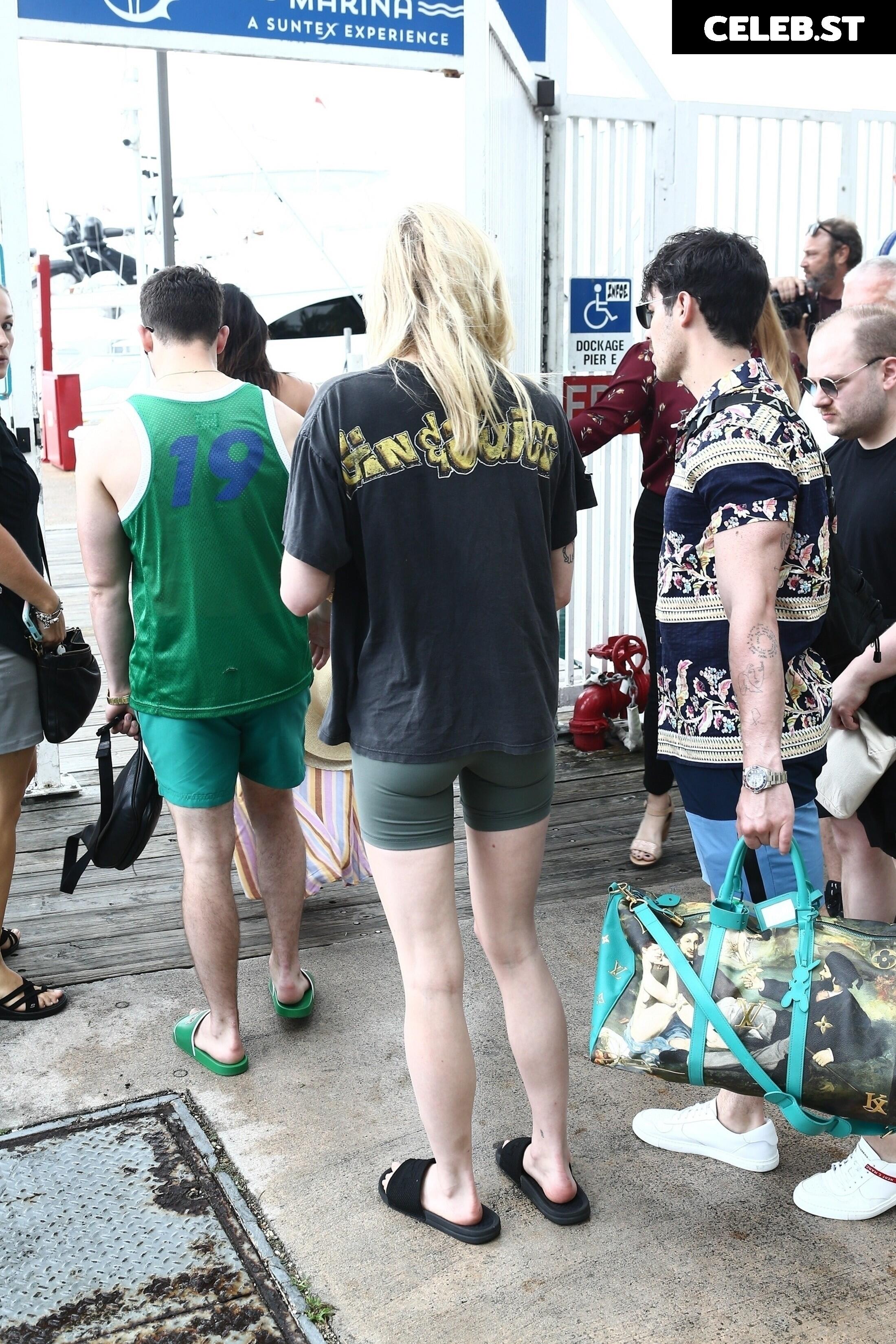 Sophie Turner Image 1964024