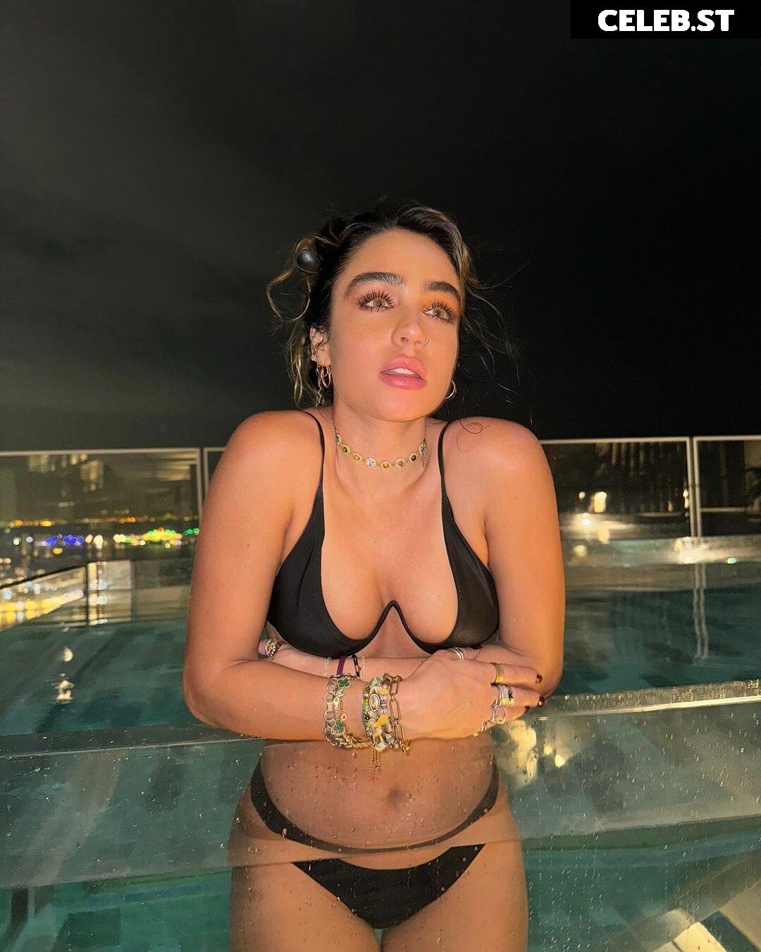 Sommer Ray Image 1964235