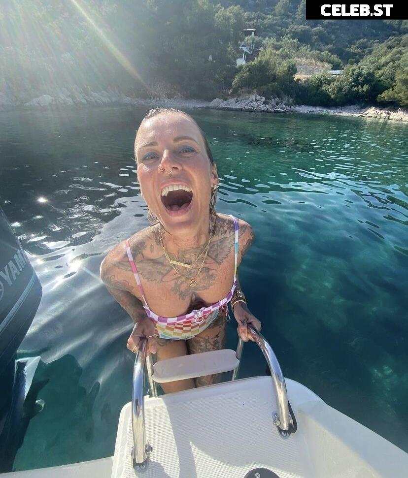 Jennifer Weist Image 1964917