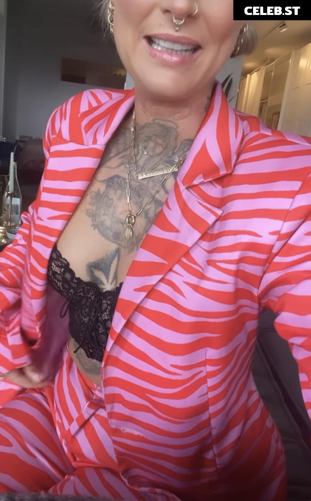 Jennifer Weist Image 1961757