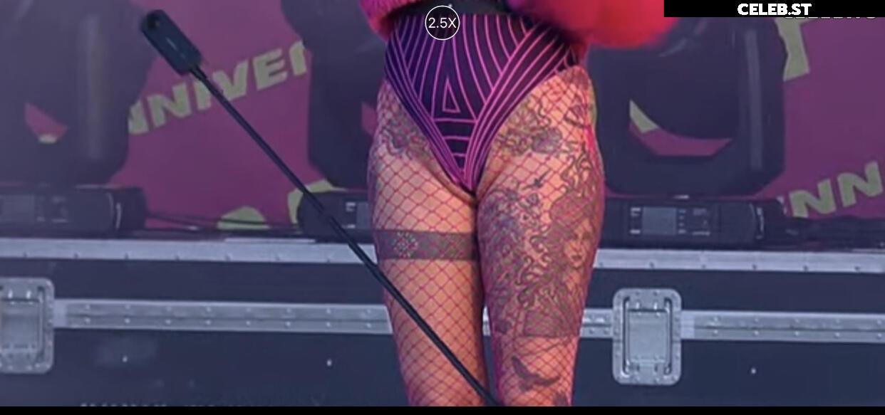 Jennifer Weist Image 1962868