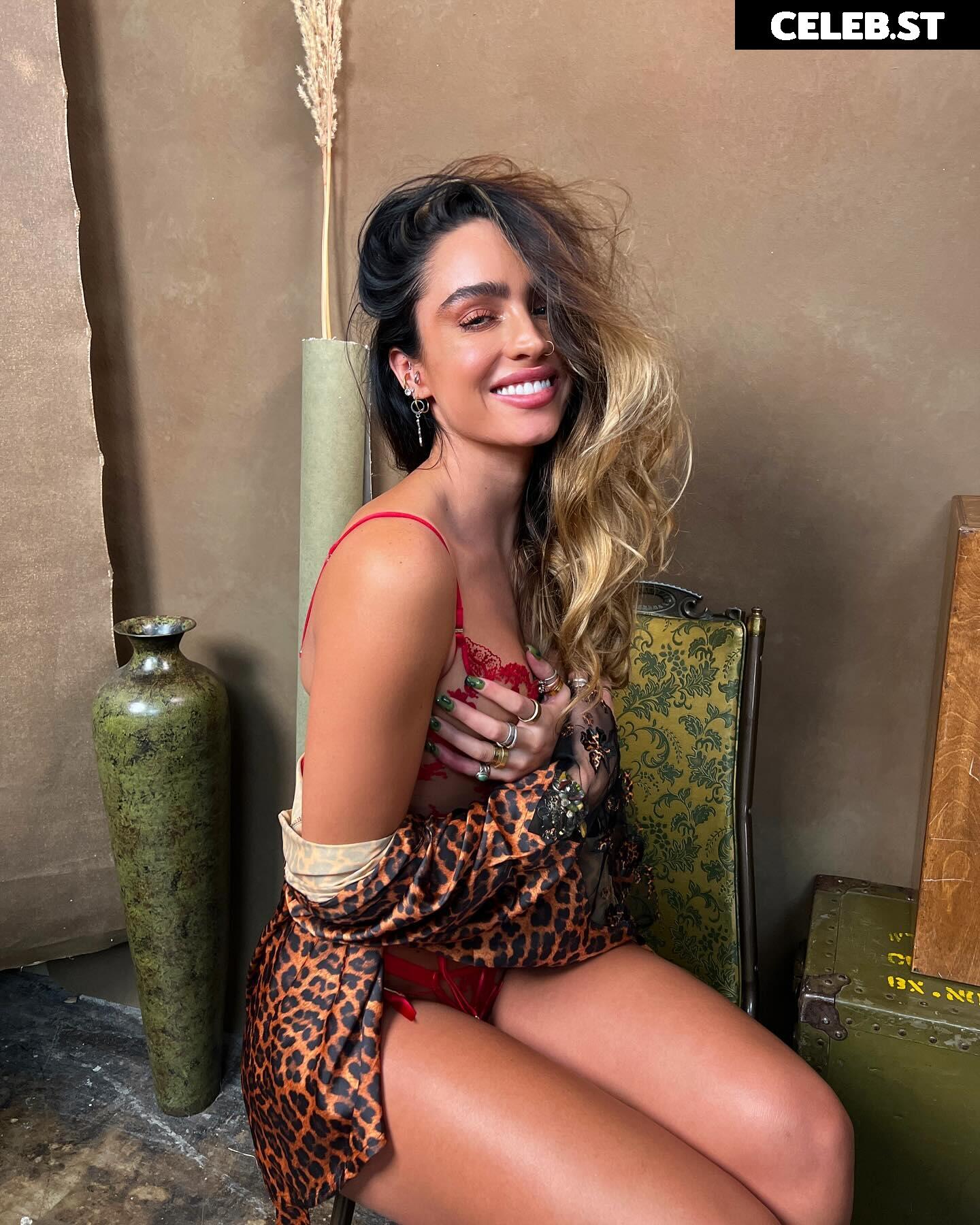Sommer Ray Image 1963052