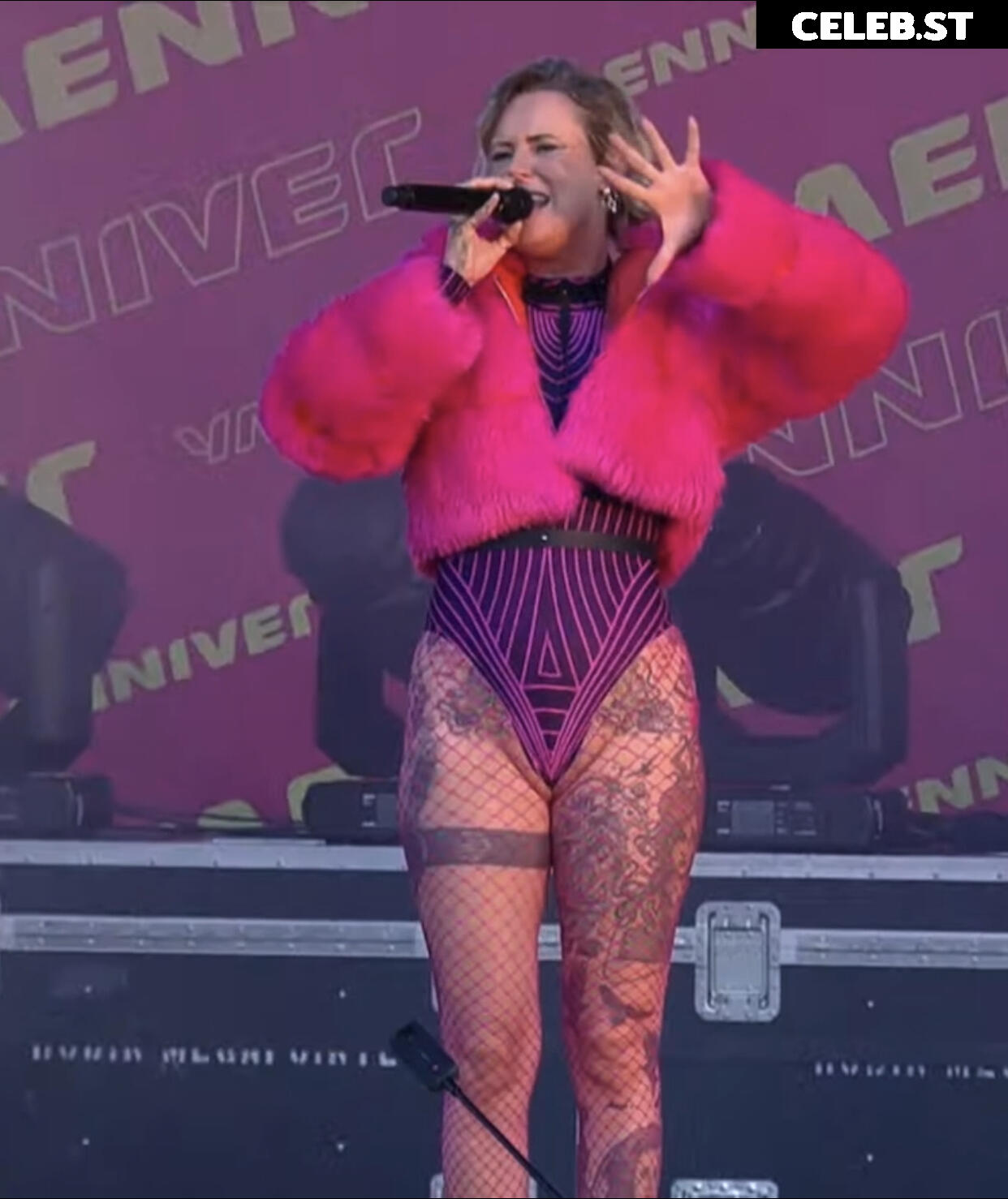 Jennifer Weist Image 1963006