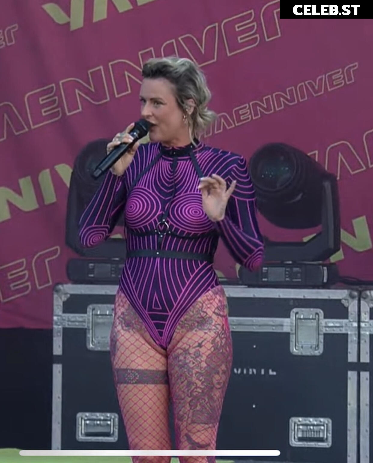 Jennifer Weist Image 1963273