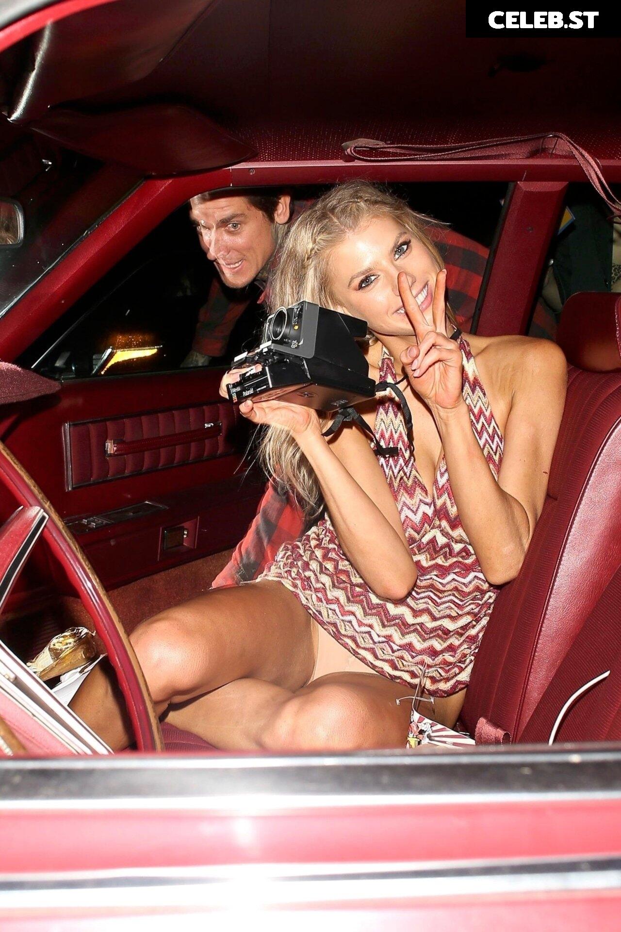 Charlotte McKinney Image 1960010