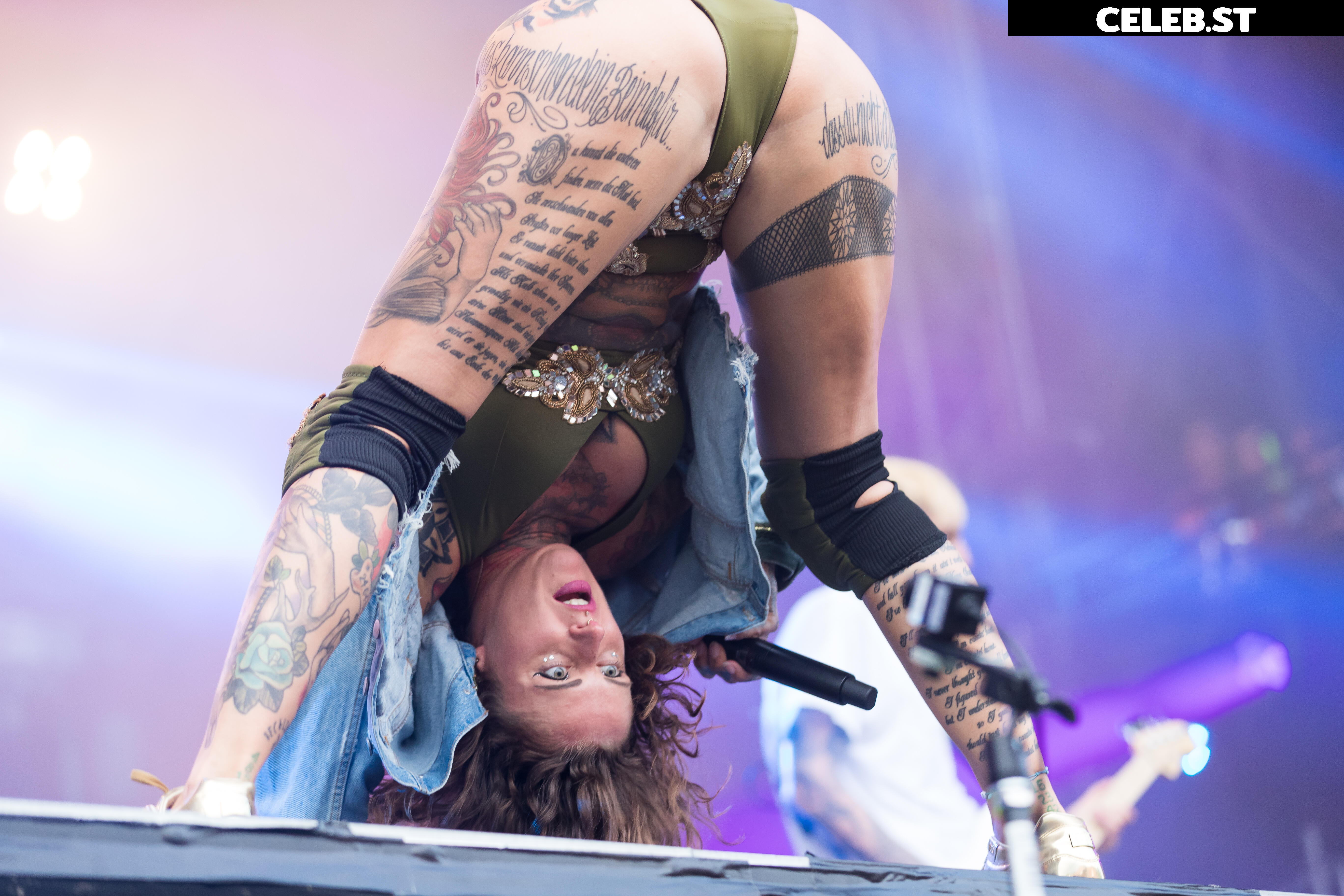 Jennifer Weist Image 1960986