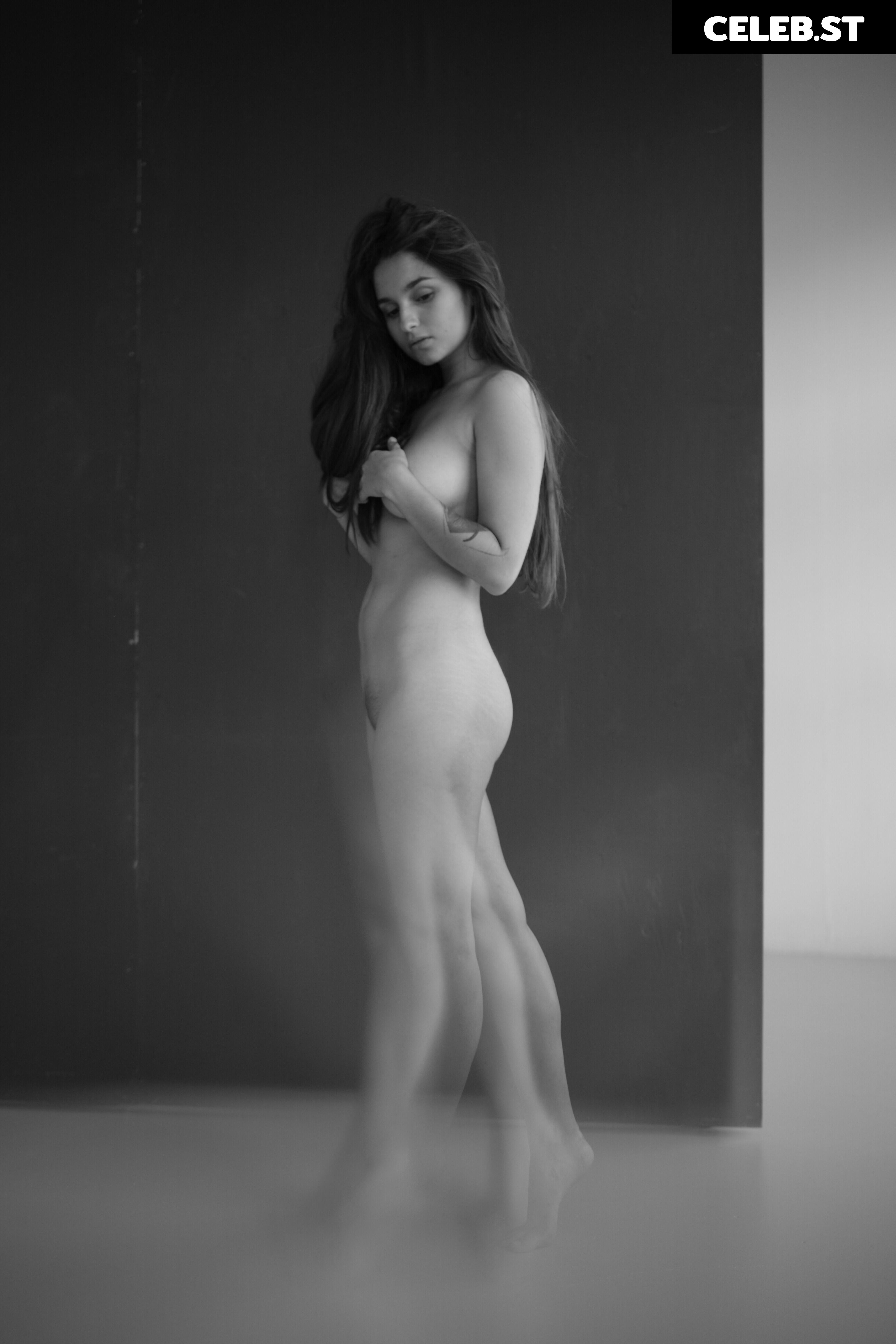 Avrelia Amaris / avreliee Image 19695511