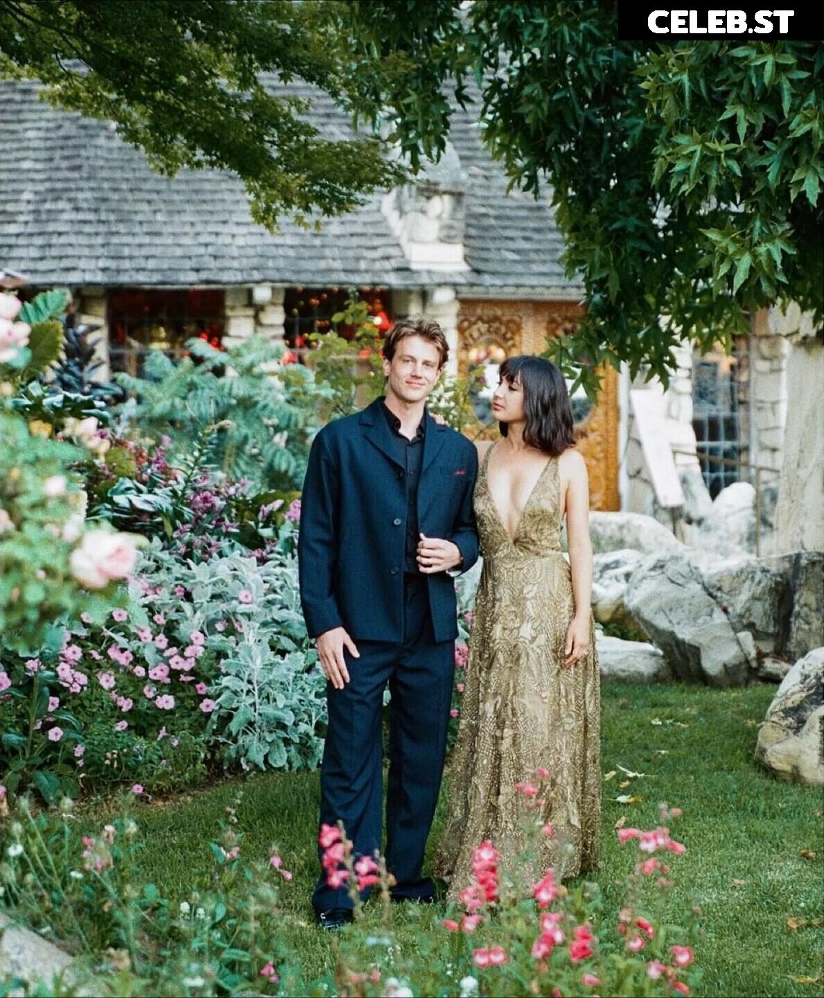 Hannah Marks Image 19695362