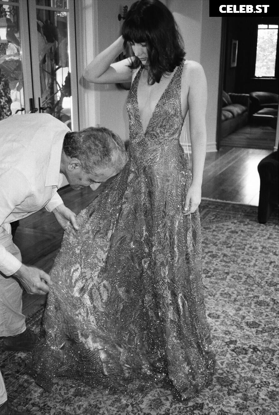 Hannah Marks Image 19695364