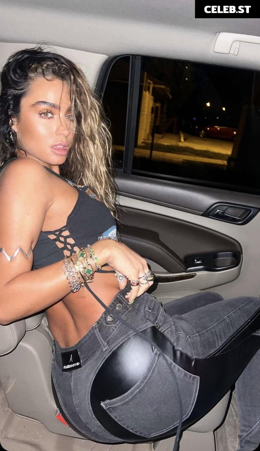 Sommer Ray Image 1968534
