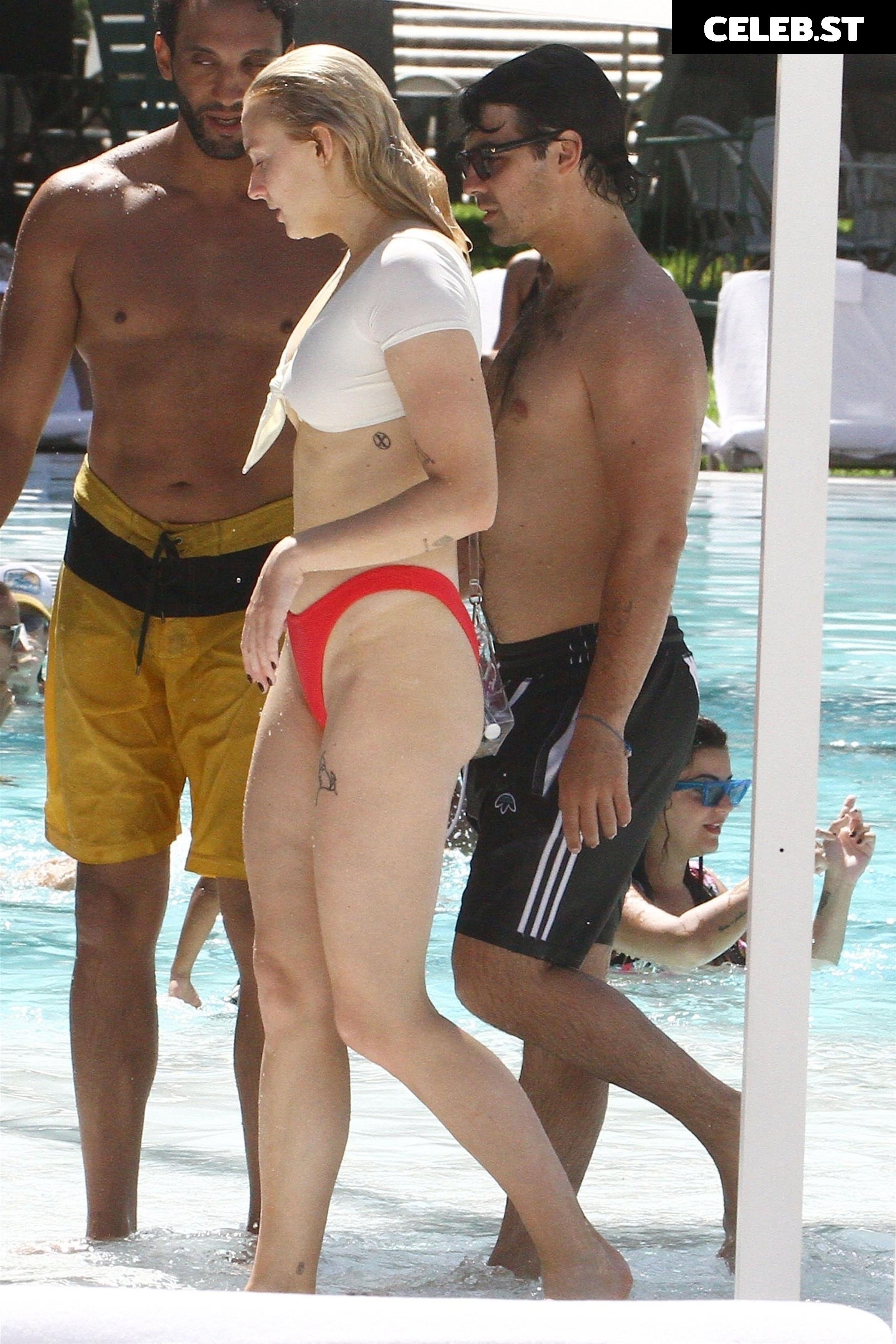 Sophie Turner Image 1968701