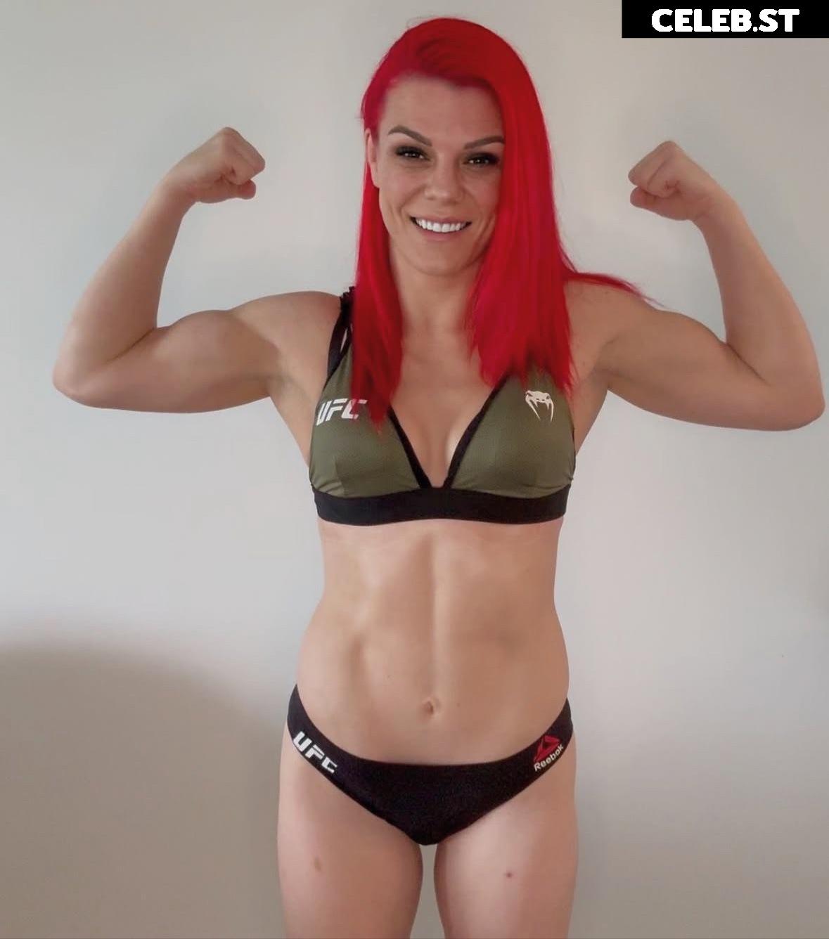 Gillian Robertson Image 19682921