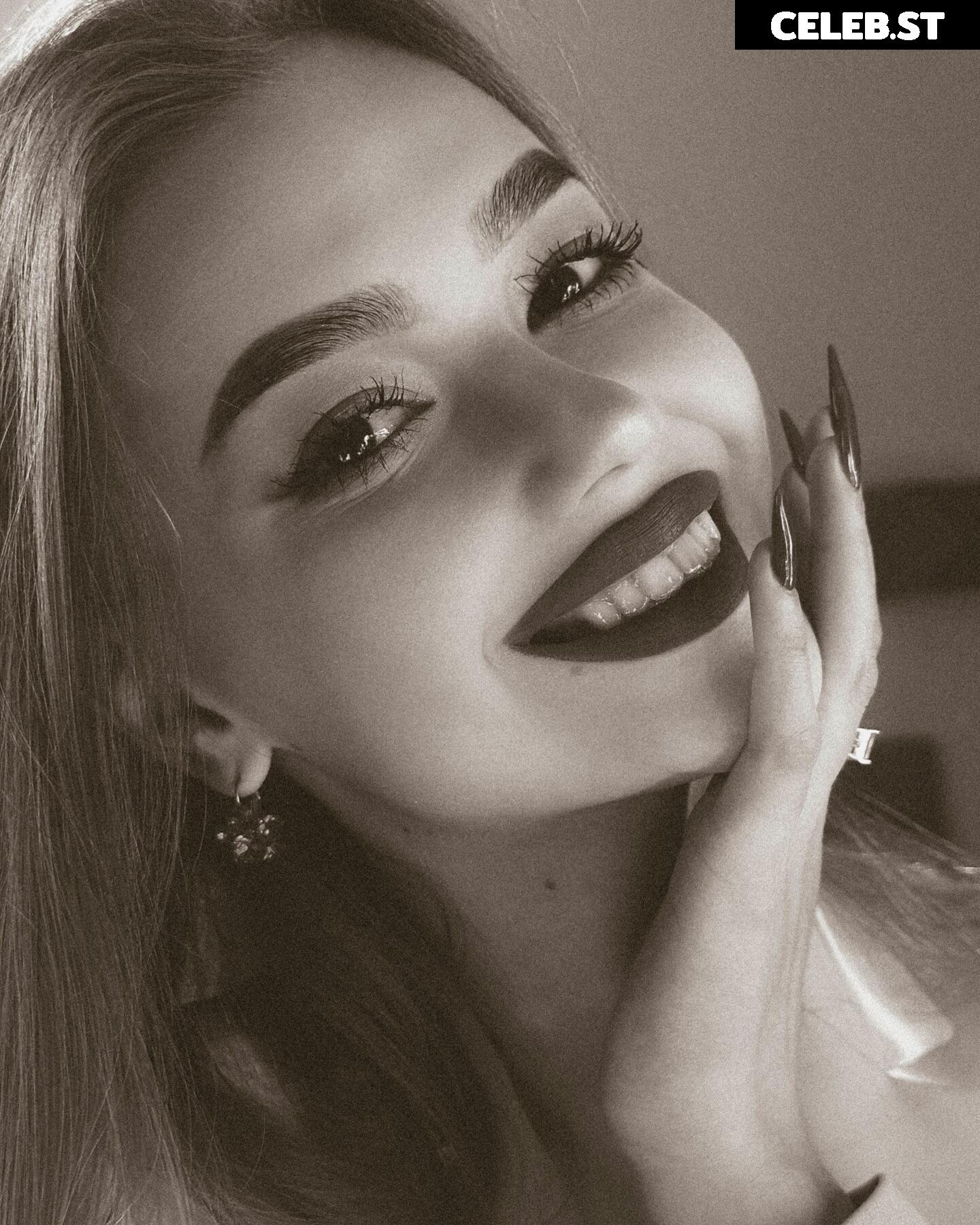 Alina Zaozerskaya / alina.zaozerskayaaa / zaozerskayalina / Алина Заозерская Image 19682553