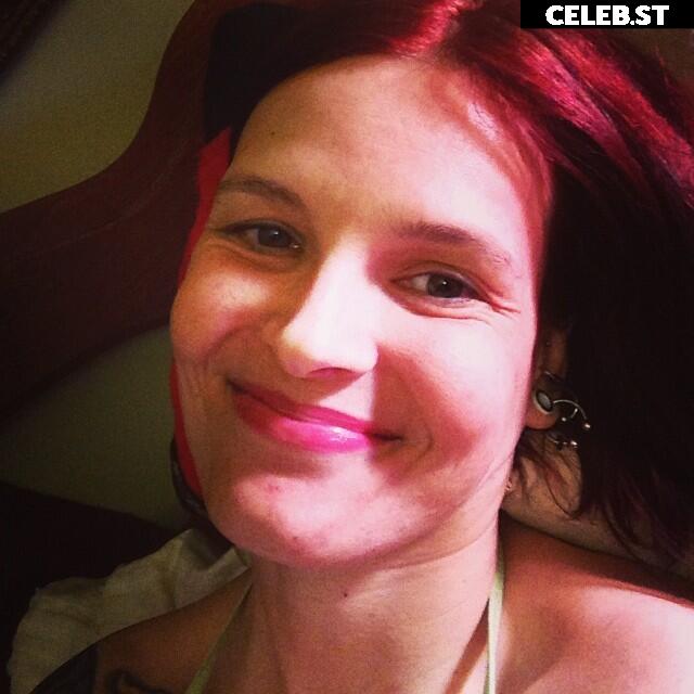 Megan Zass Image 19682068