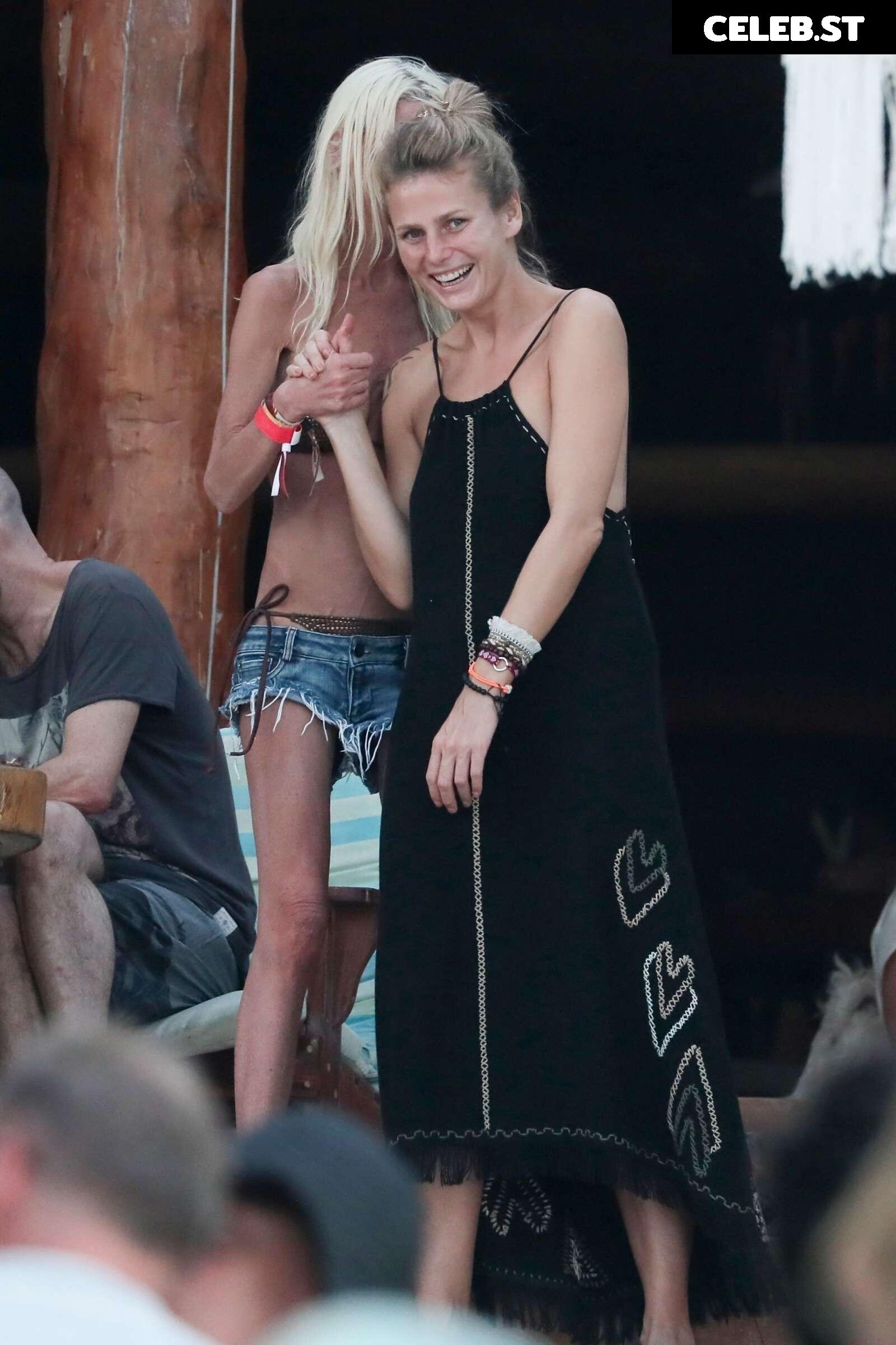 Tara Reid Image 1955829
