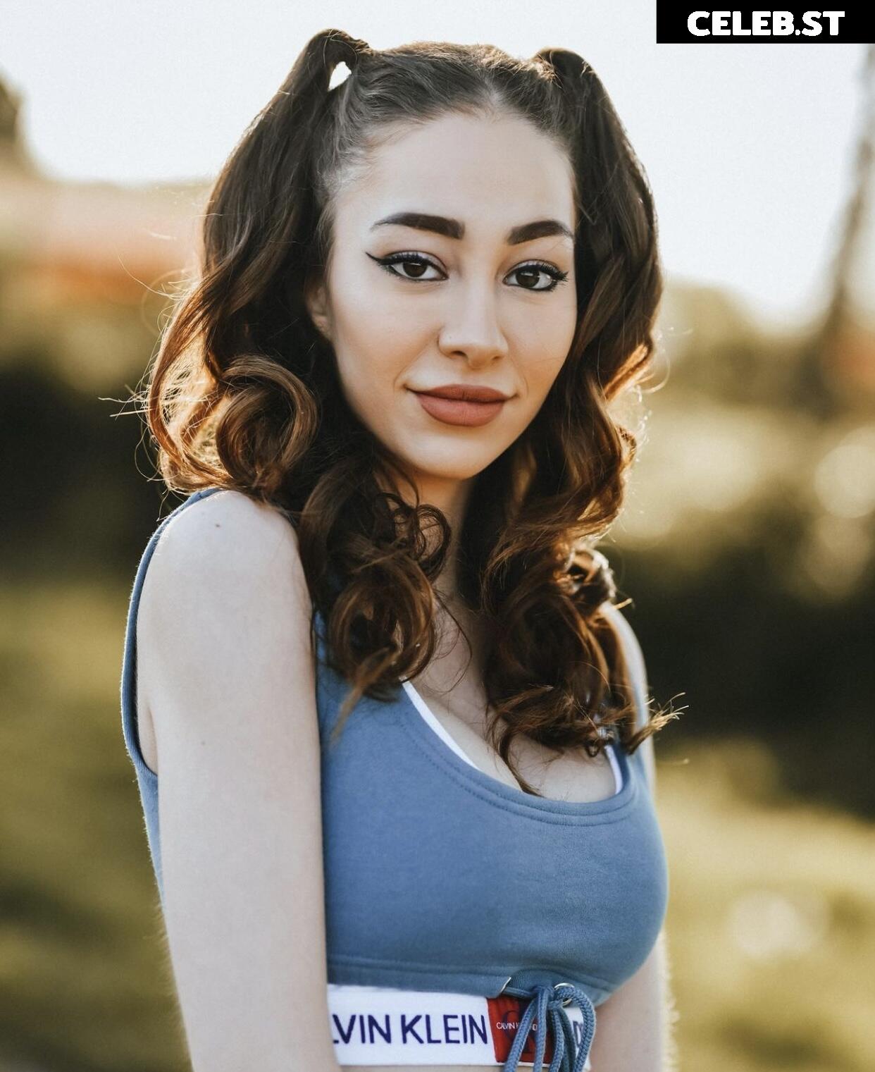 Amira Wirth Image 1956888