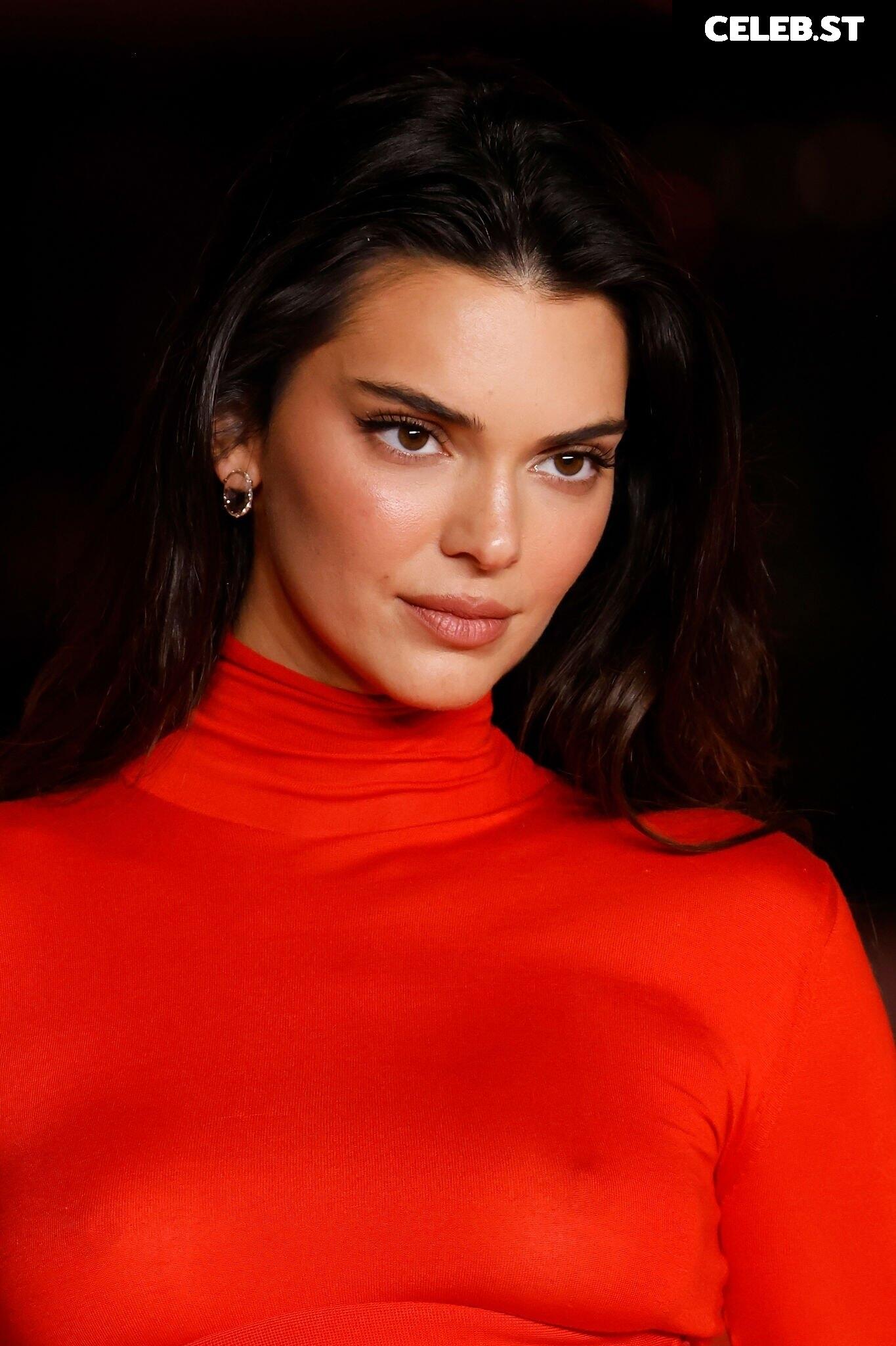 Kendall Jenner Image 1956230