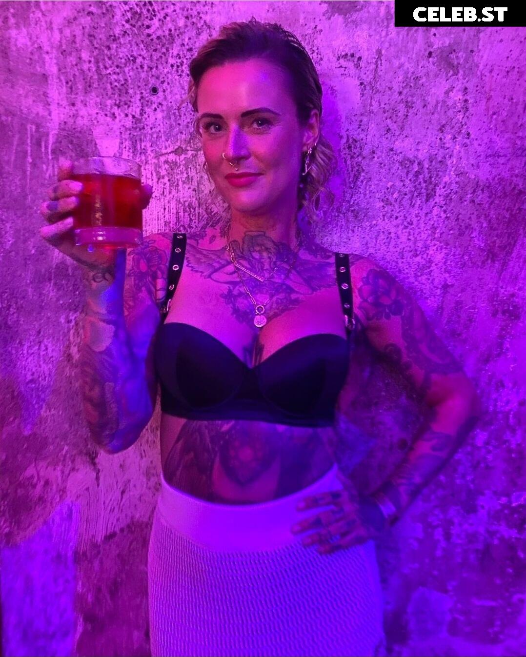 Jennifer Weist Image 1956943