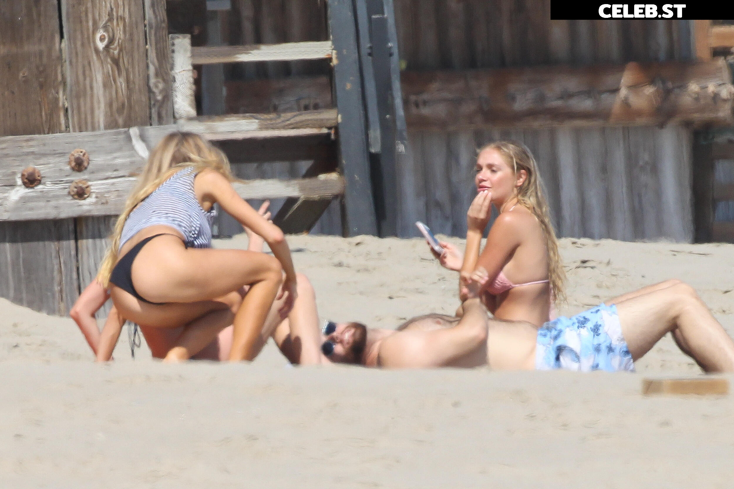 Charlotte McKinney Image 1954068