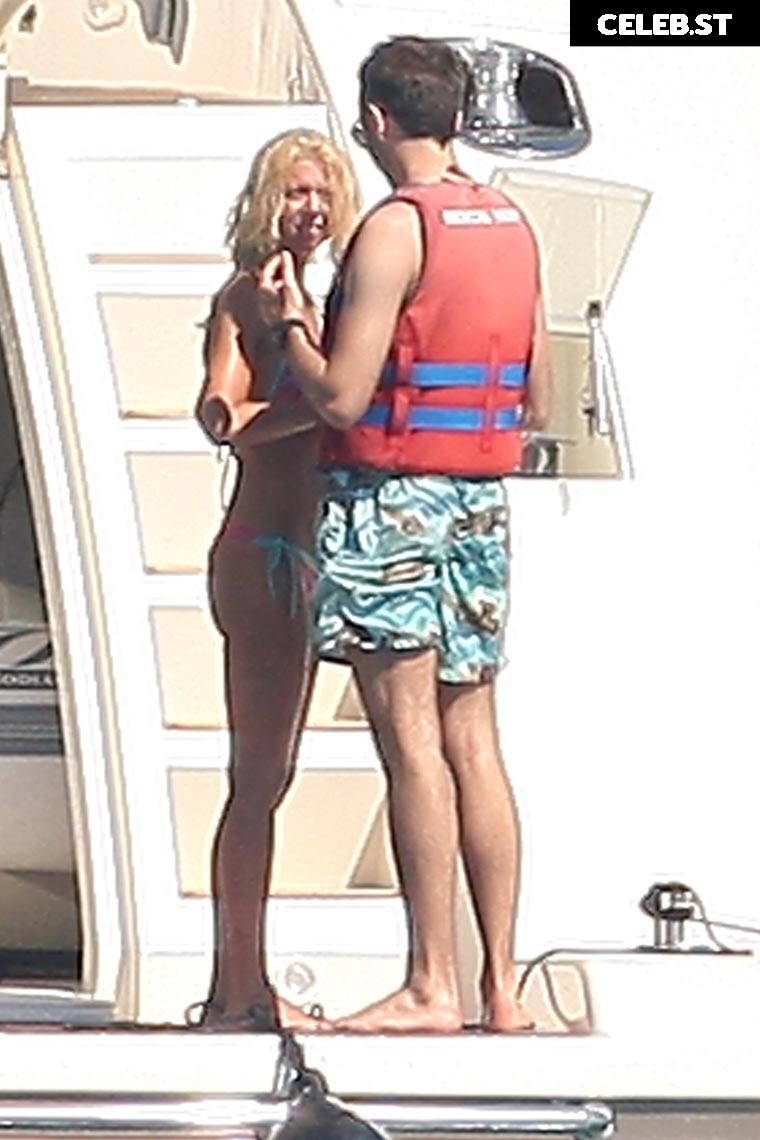 Tara Reid Image 1951099
