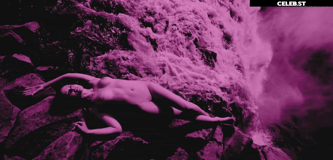 Hana Nitsche Image 1951911