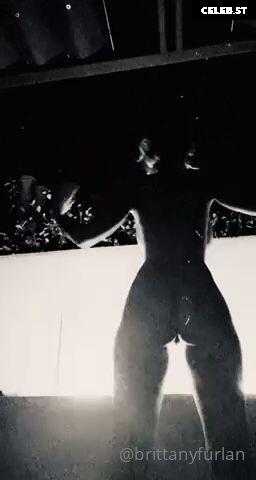 Brittany Furlan Image 1953598