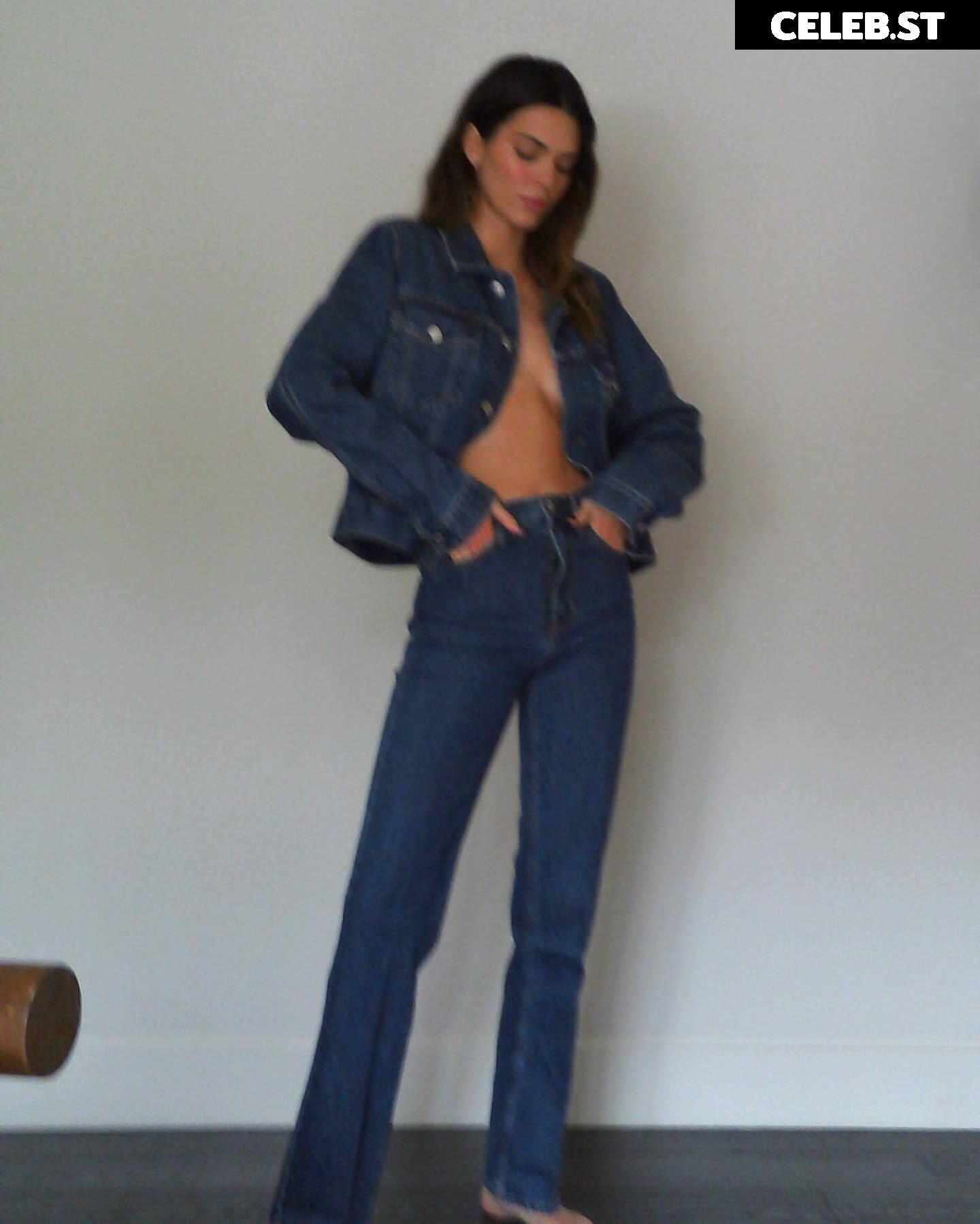 Kendall Jenner Image 1950443