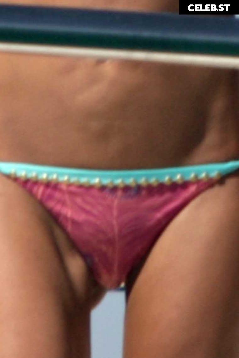 Tara Reid Image 1950984