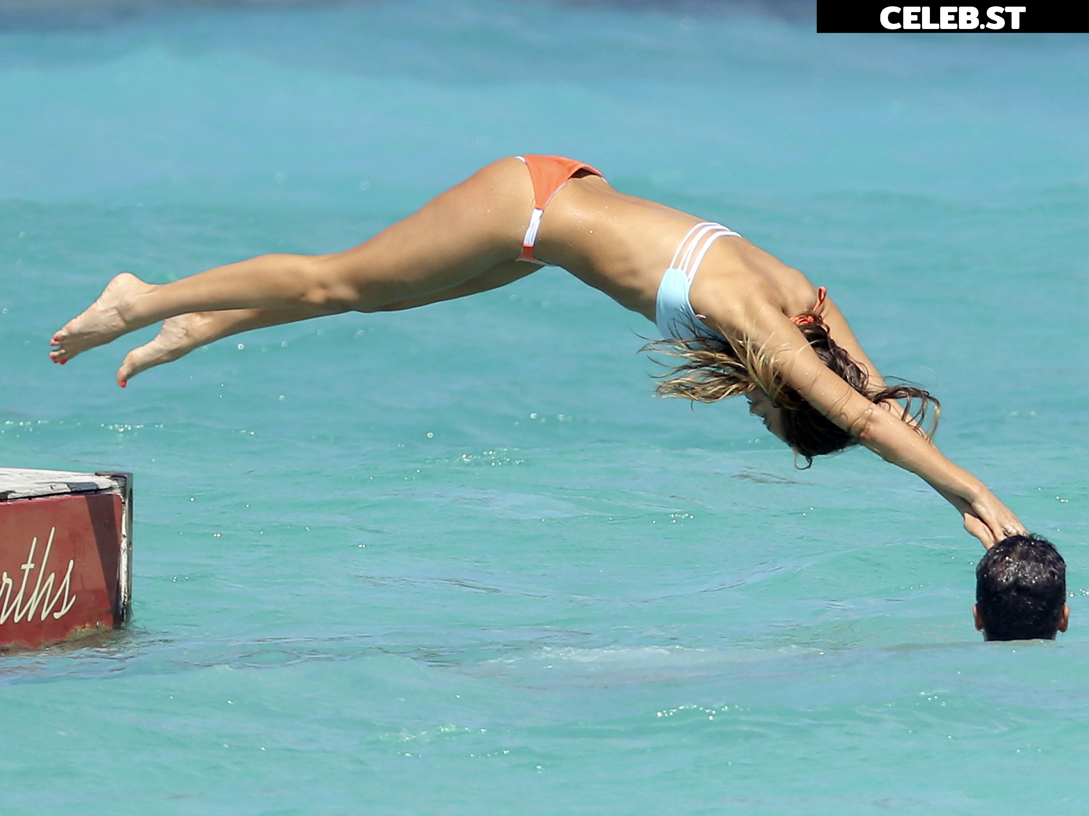 Jessica Alba Image 1950931