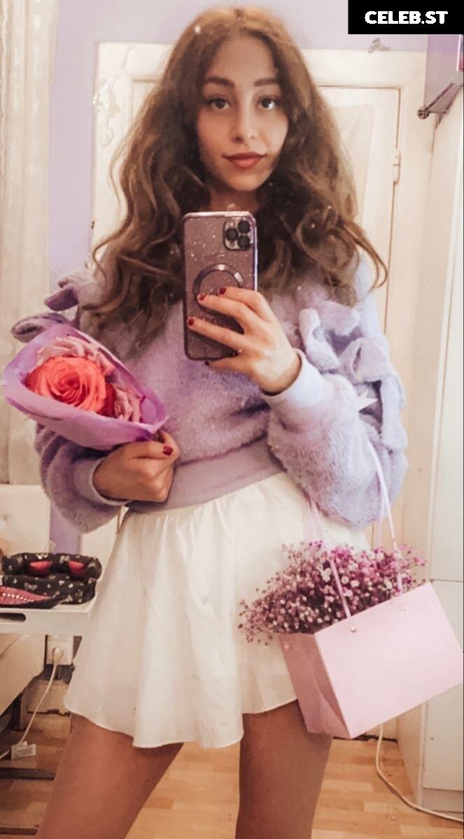 Amira Wirth Image 1958184