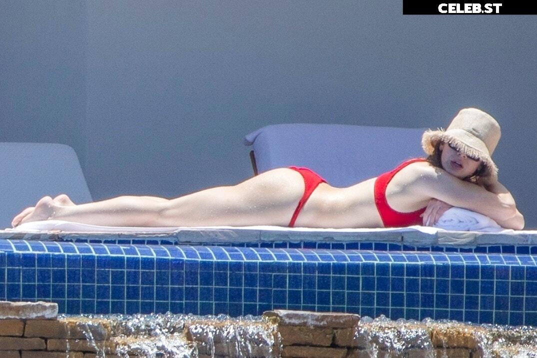 Hailee Steinfeld Image 1945494